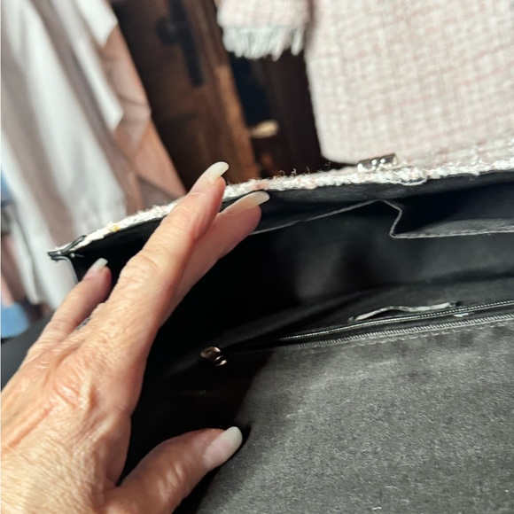 Venus Pink Tweed Crossbody Chain Bag Boutique Style - Picture 6 of 7